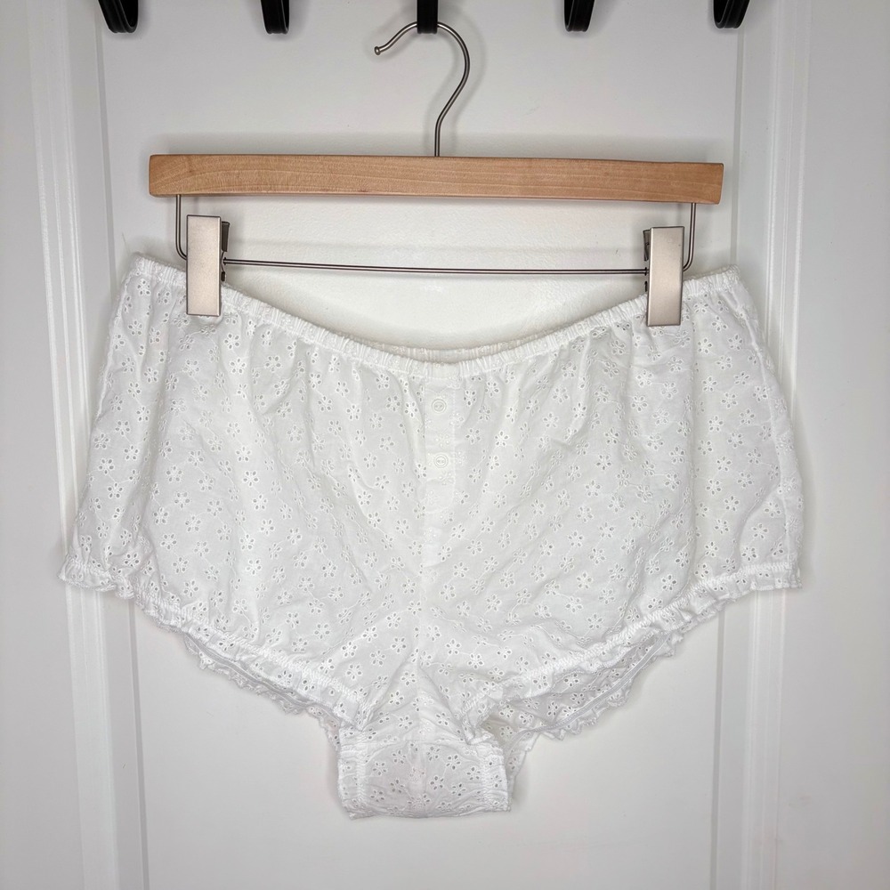 Pink by Frankies Bikinis White Eyelet Cotton Bloomer Sleep Shorts Large Coquette